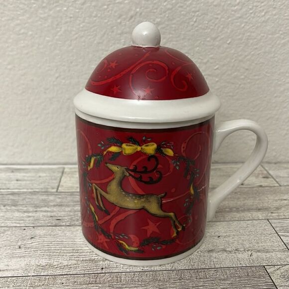 Christmas Reindeer Mug With Lid - Picture 3 of 8